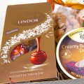 detal-4-BJ72 Świąteczny czas.jpg zestaw z czekoladkami Lindt podarunek biznesowy