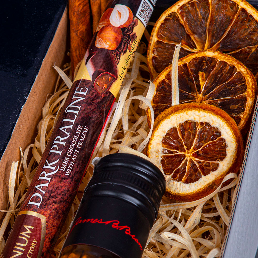 Prezent świąteczny z whisky ES59 Beam family